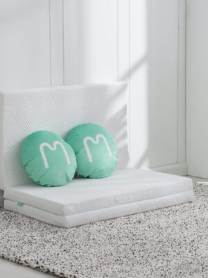 不哭不哭眼淚是珍珠抱枕